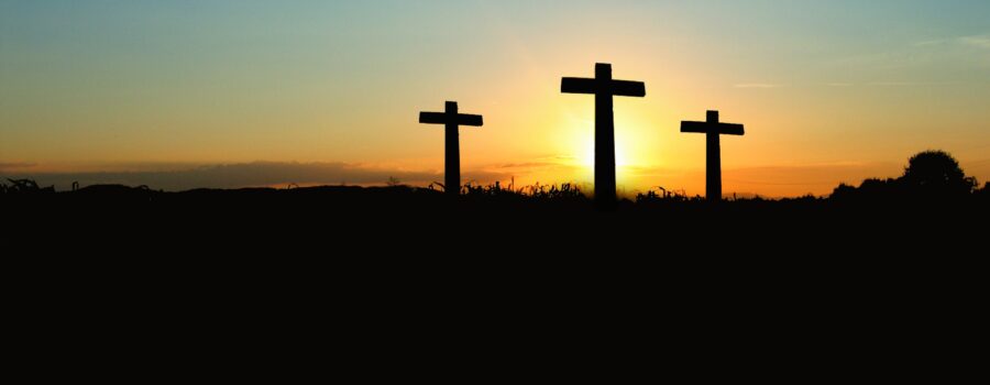 골고다 언덕 위 세개의 십자가