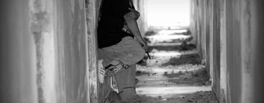 갱스터 - 강간하고 자살